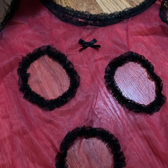 Fredericks of Hollywood top - Picture 2 of 4